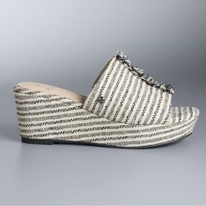 Simply Vera Vera Wang Braeburn Women's Wedge Sandals